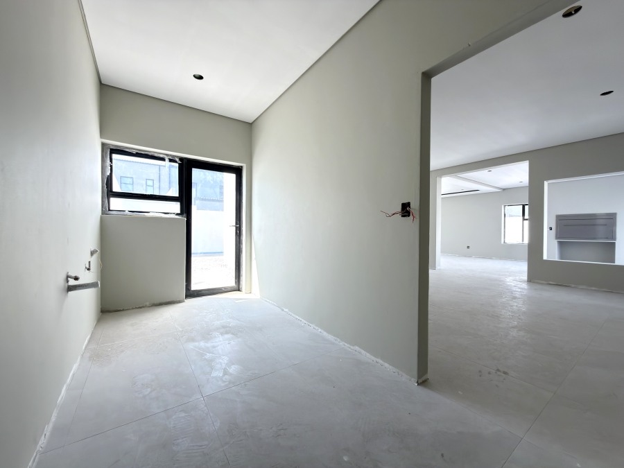 4 Bedroom Property for Sale in Sandown Western Cape